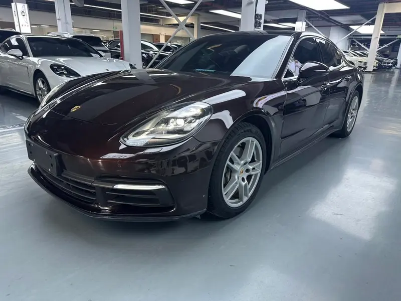 Porsche Panamera, 2017