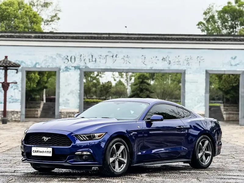 Ford Mustang 2.3T Parallel Import, 2016 — фото 1