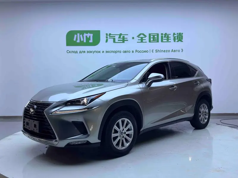 Lexus NX, 2020