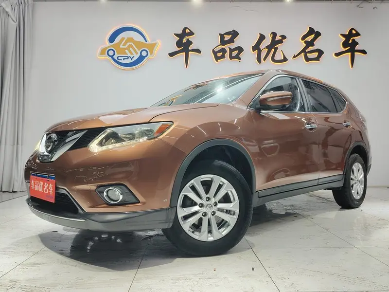 Nissan X-Trail 2.0L CVT Comfort MAX Edition 2WD, 2015 — фото 1