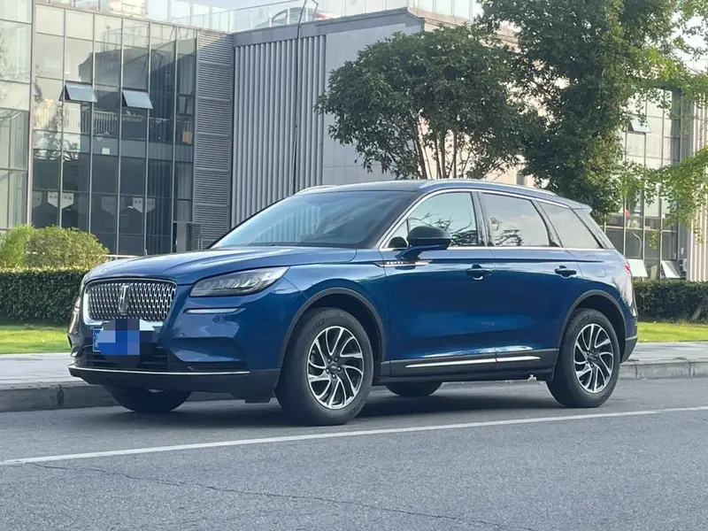 Lincoln Corsair, 2022