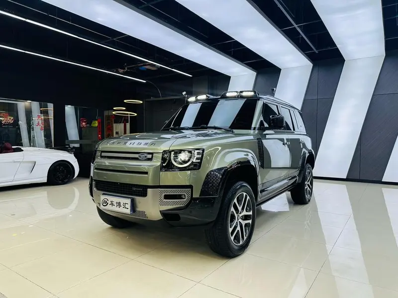 Land Rover Defender, 2023