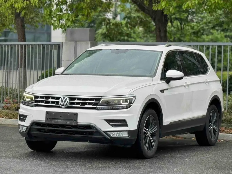 Volkswagen Tiguan L, 2017