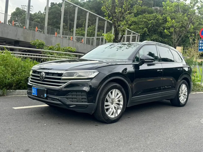 Volkswagen Touareg 2.0TSI Navigator Special Edition, 2021 — фото 1