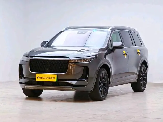 Li Auto ONE EREV 6 Seater Edition, 2020 — фото 1