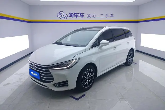 BYD Song MAX 1.5T Auto Smart Connected Premium Version 7 Seater, 2017 — фото 1