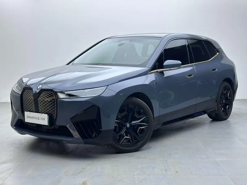 BMW iX, 2022