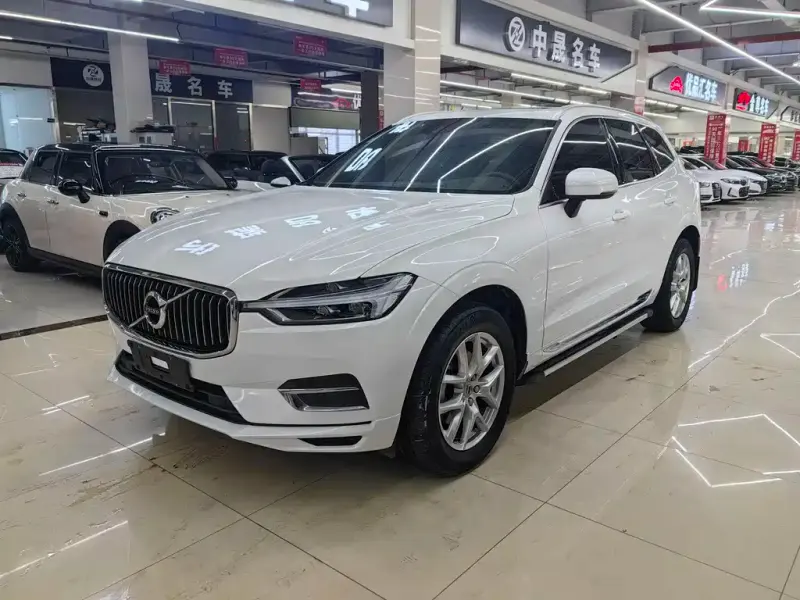 Volvo XC60, 2020 — фото 1