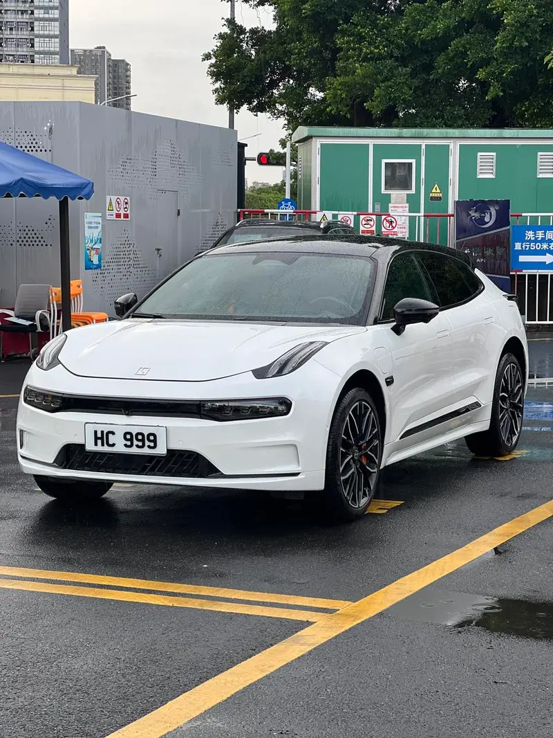 Zeekr 001, 2023