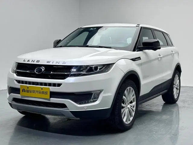 Landwind X7 2.0T Panoramic Premium Edition, 2015 — фото 1