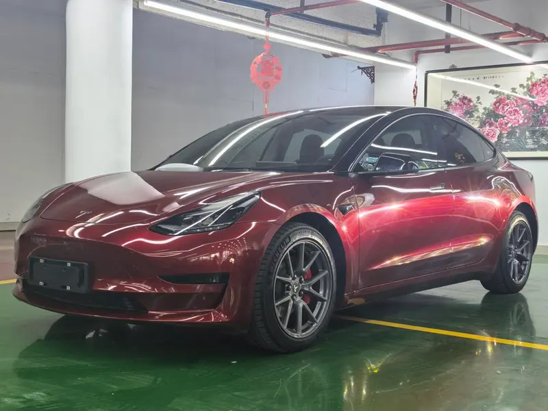 Tesla Model 3, 2021