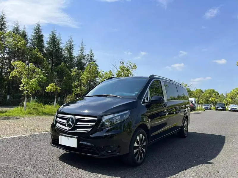 Mercedes-Benz Vito 2.0T Elite Edition 7 Seater, 2023 — фото 1