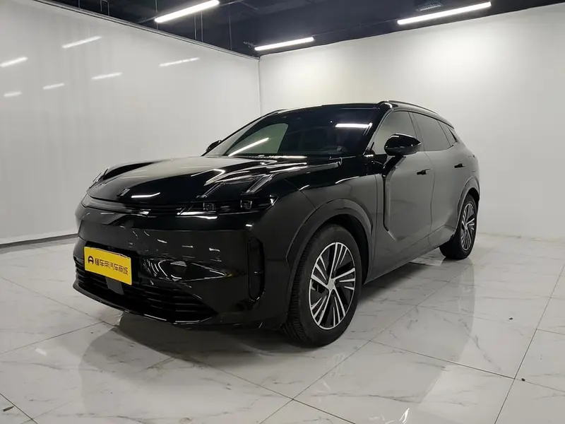 Lynk & Co 08 EM-P, 2023