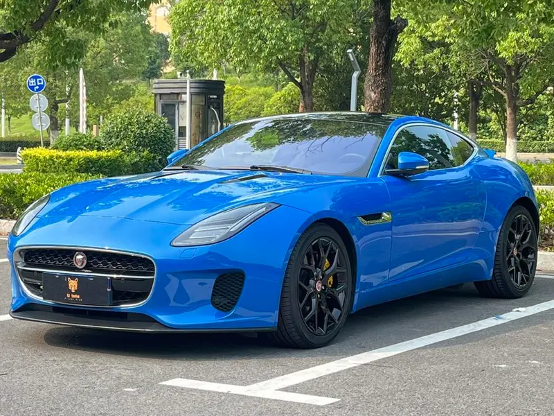 Jaguar F-TYPE, 2019