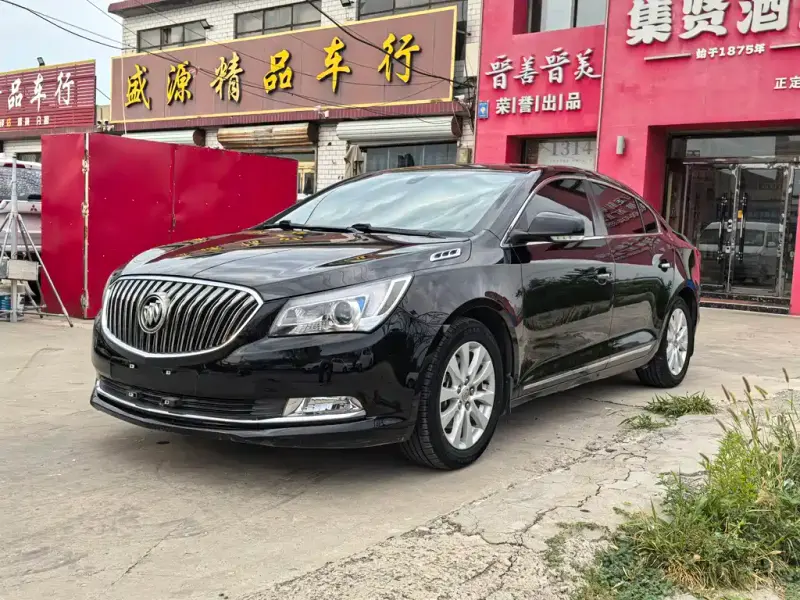 Buick LaCrosse, 2015 — фото 1