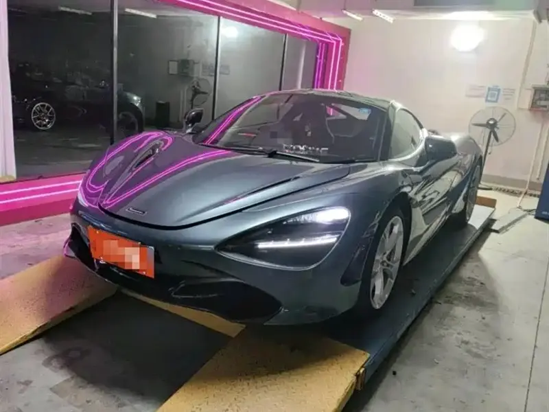 McLaren 720S, 2020