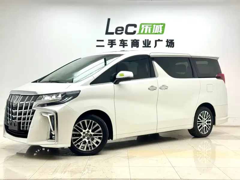 Toyota Alphard, 2015