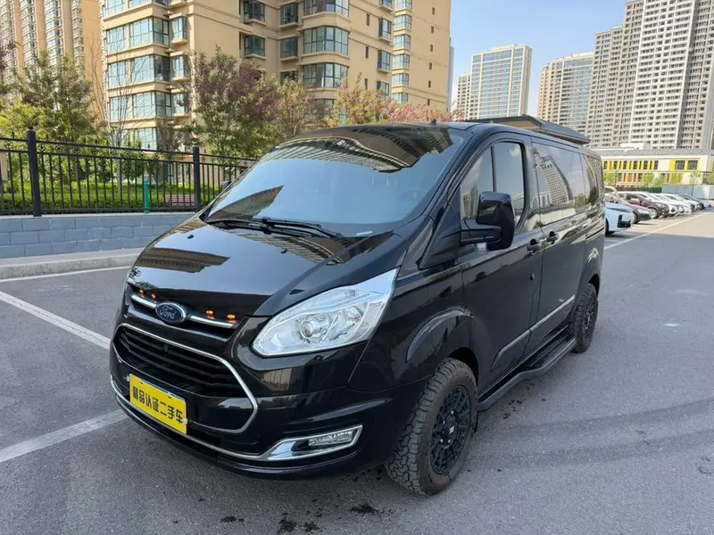 Ford Tourneo, 2020