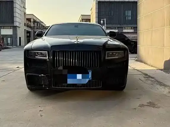 Rolls-Royce Ghost, 2010