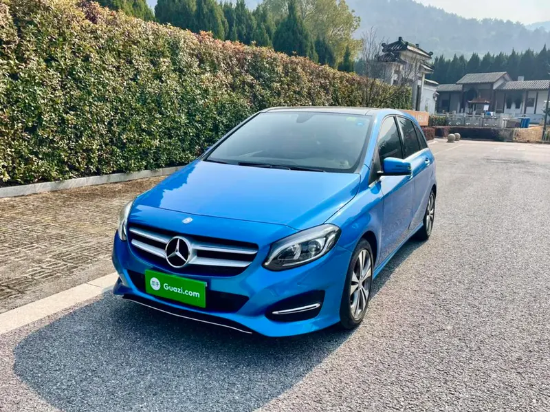 Mercedes-Benz B-Class, 2015