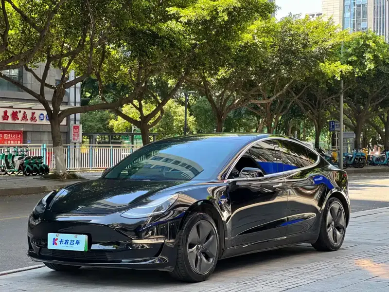 Tesla Model 3, 2020