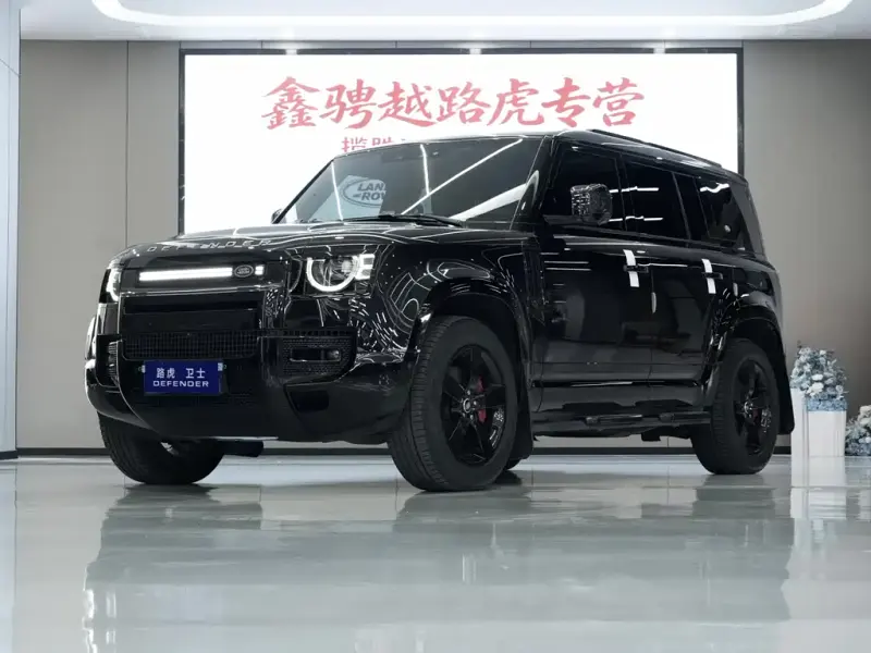 Land Rover Defender, 2024