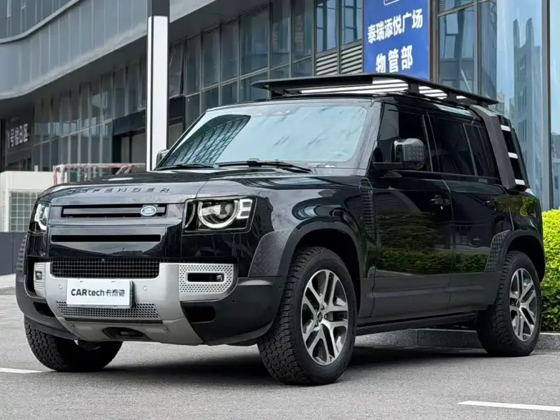 Land Rover Defender, 2024