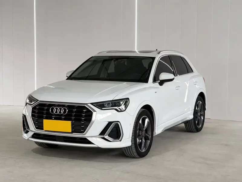 Audi Q3, 2023