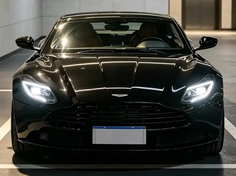 Aston Martin DB11, 2018