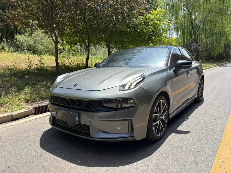 Lynk & Co 03 2.0TD Auto Dynamic Champion Edition, 2021 — фото 1
