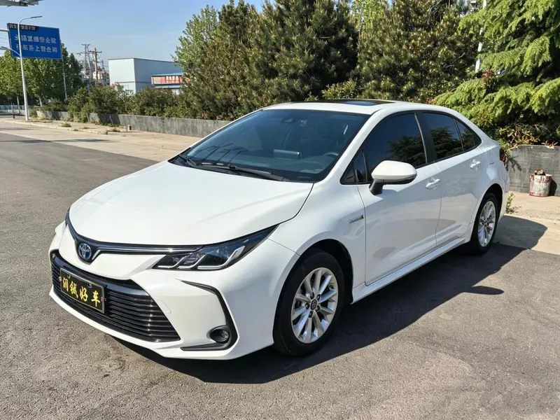 Toyota Corolla Smart Hybrid Dual Engine 1.8L E-CVT Elite Edition, 2023 — фото 1