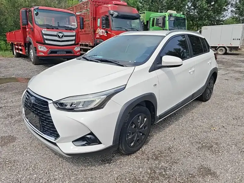 Toyota Yaris L, 2022 — фото 1