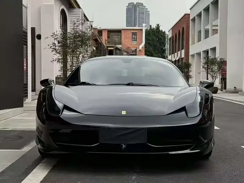 Ferrari 458, 2013