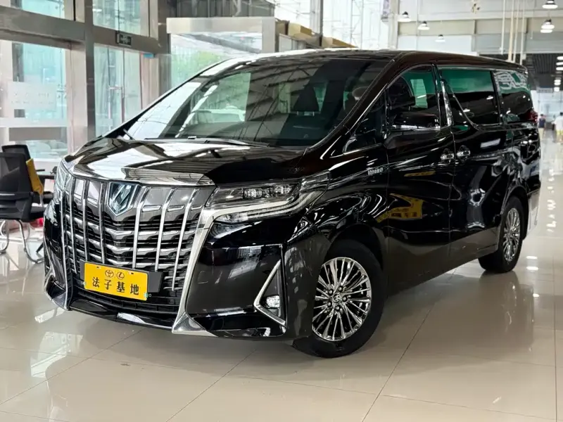 Toyota Alphard, 2022