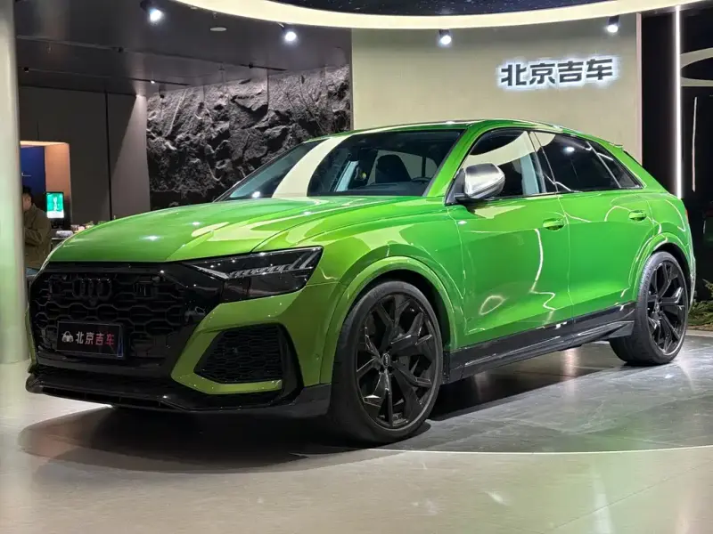 Audi RS Q8, 2022