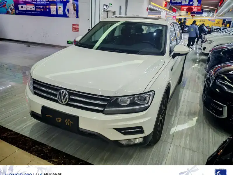 Volkswagen Tiguan L, 2017