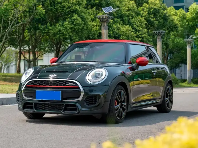 MINI JCW, 2018 — фото 1