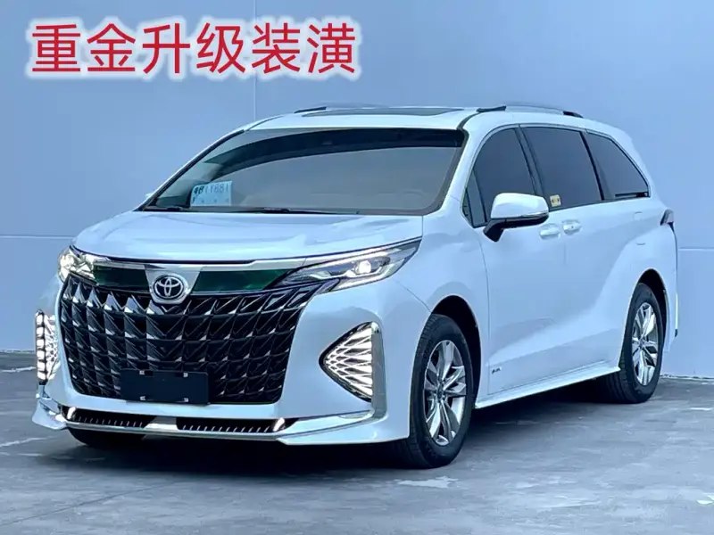 Toyota Sienna, 2024