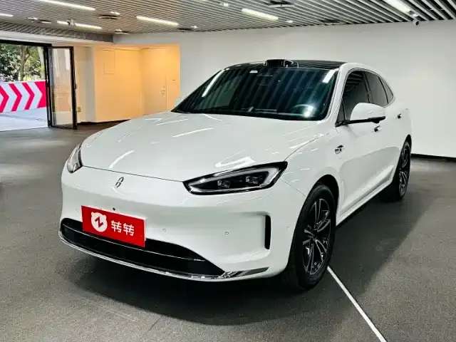 AITO M5, 2025