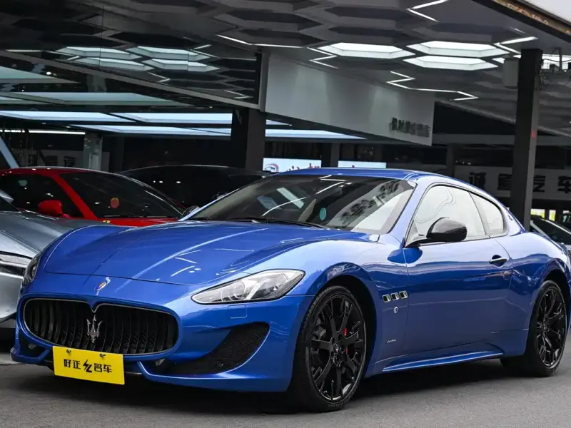 Maserati GranTurismo, 2017 — фото 1