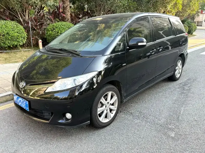 Toyota Previa, 2011