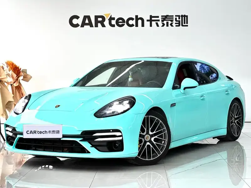 Porsche Panamera, 2012