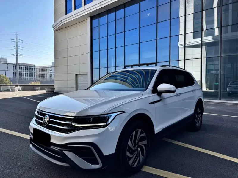 Volkswagen Tiguan L, 2023