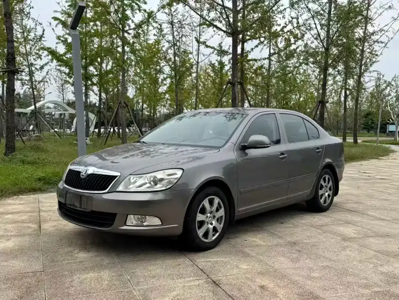 Skoda Octavia, 2011 — фото 1