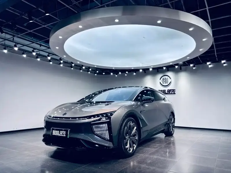 HiPhi X, 2021