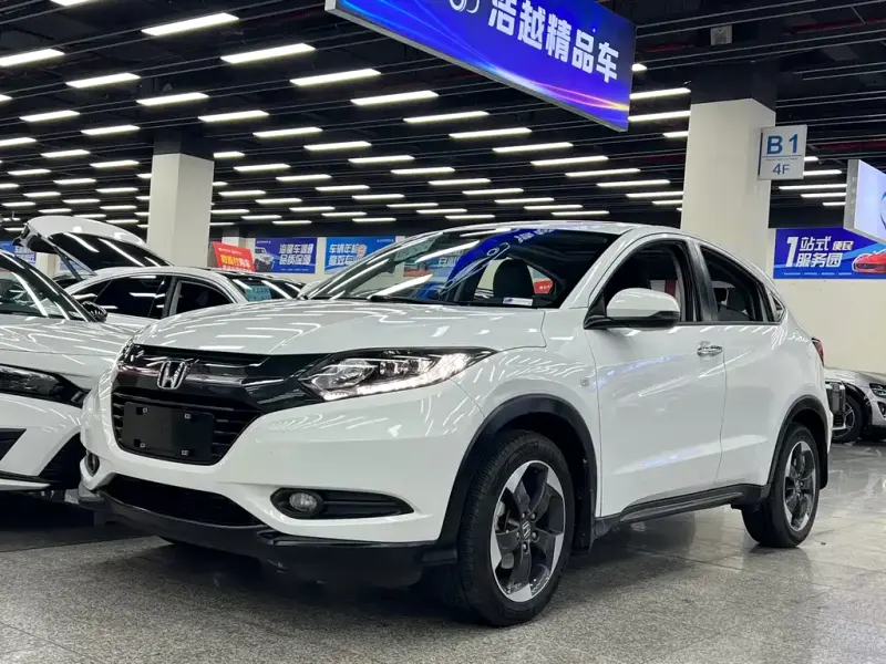 Honda Vezel, 2017 — фото 1