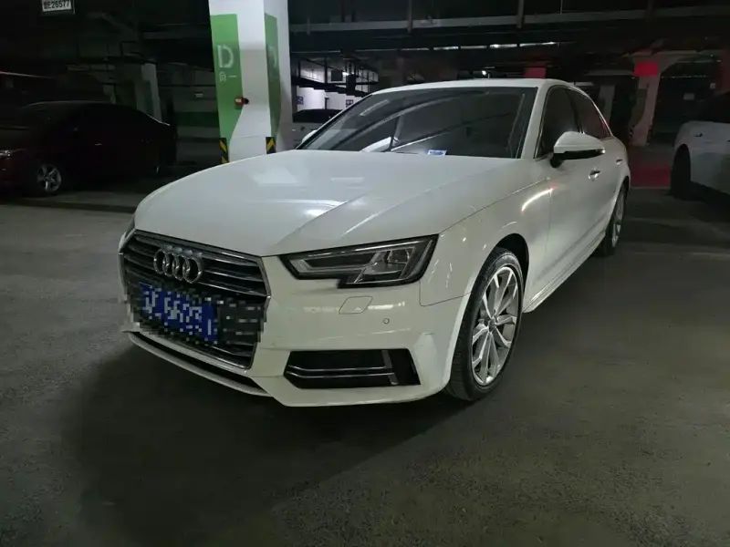 Audi A4L, 2018