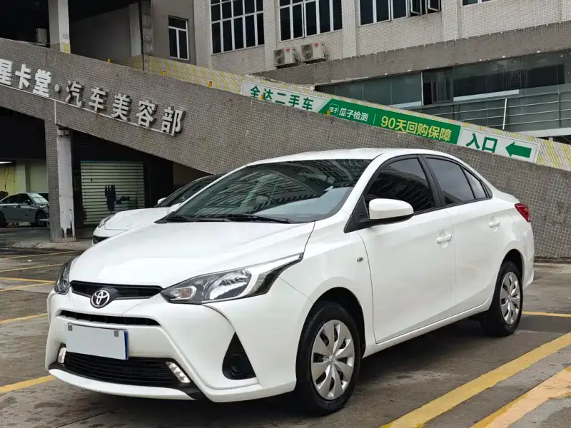 Toyota Yaris L, 2021