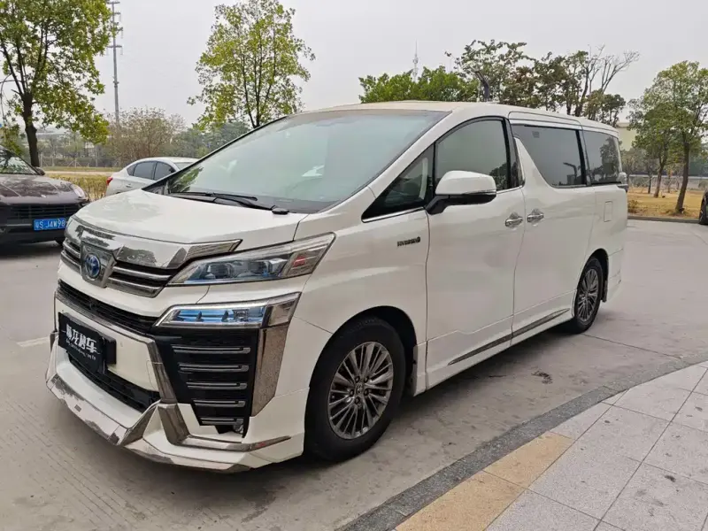 Toyota Vellfire, 2022 — фото 1