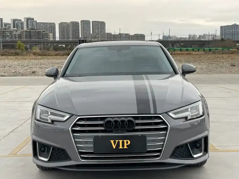 Audi A4L, 2019